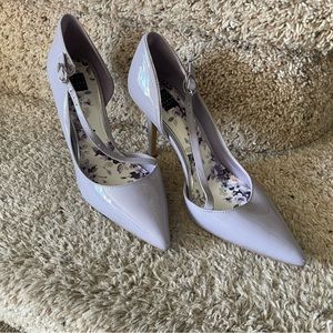 WHBM Sabrina Cool Wisteria heel